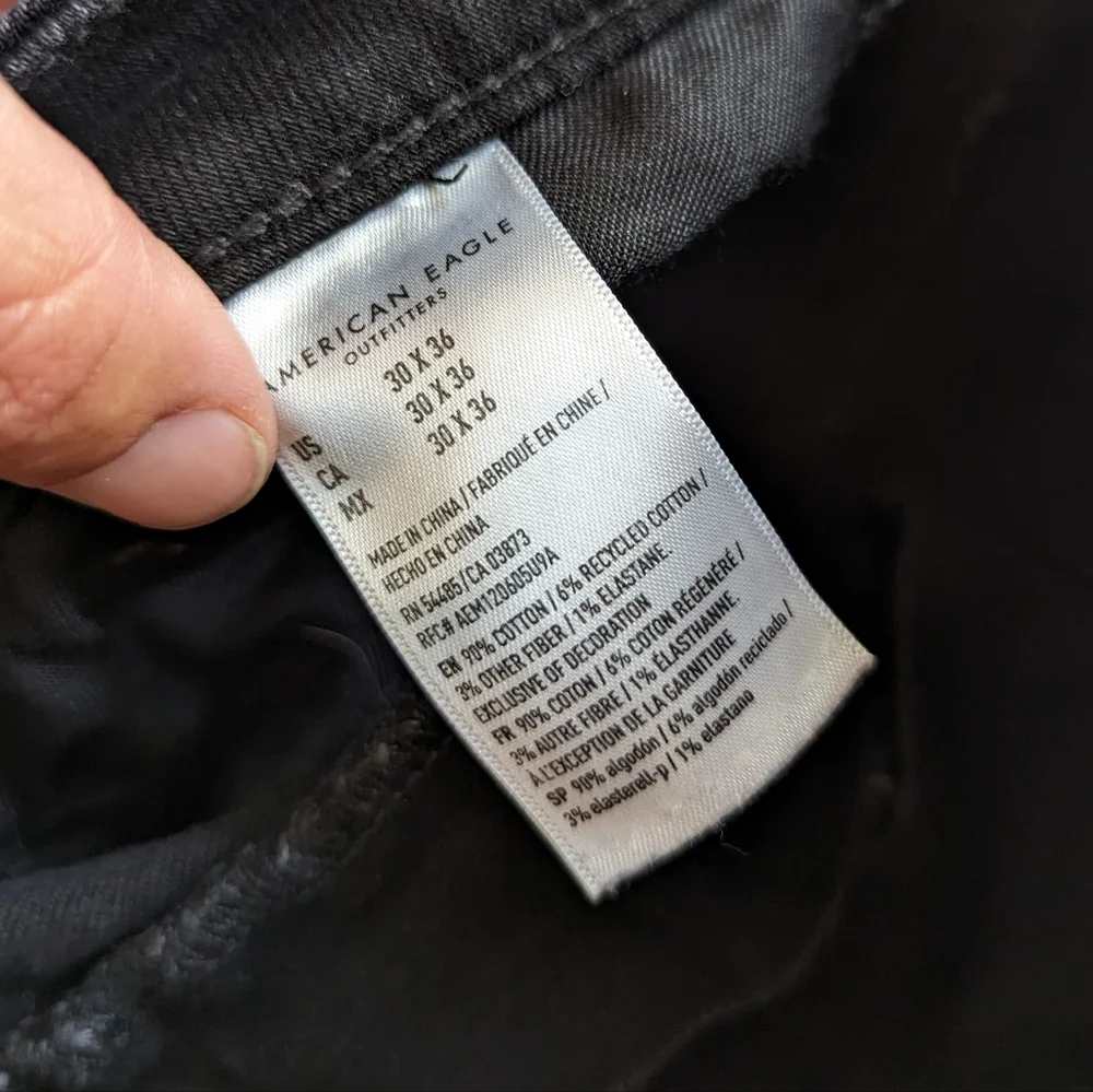 AMERICAN EAGLE Airflex ripped distressed black denim skinny jeans